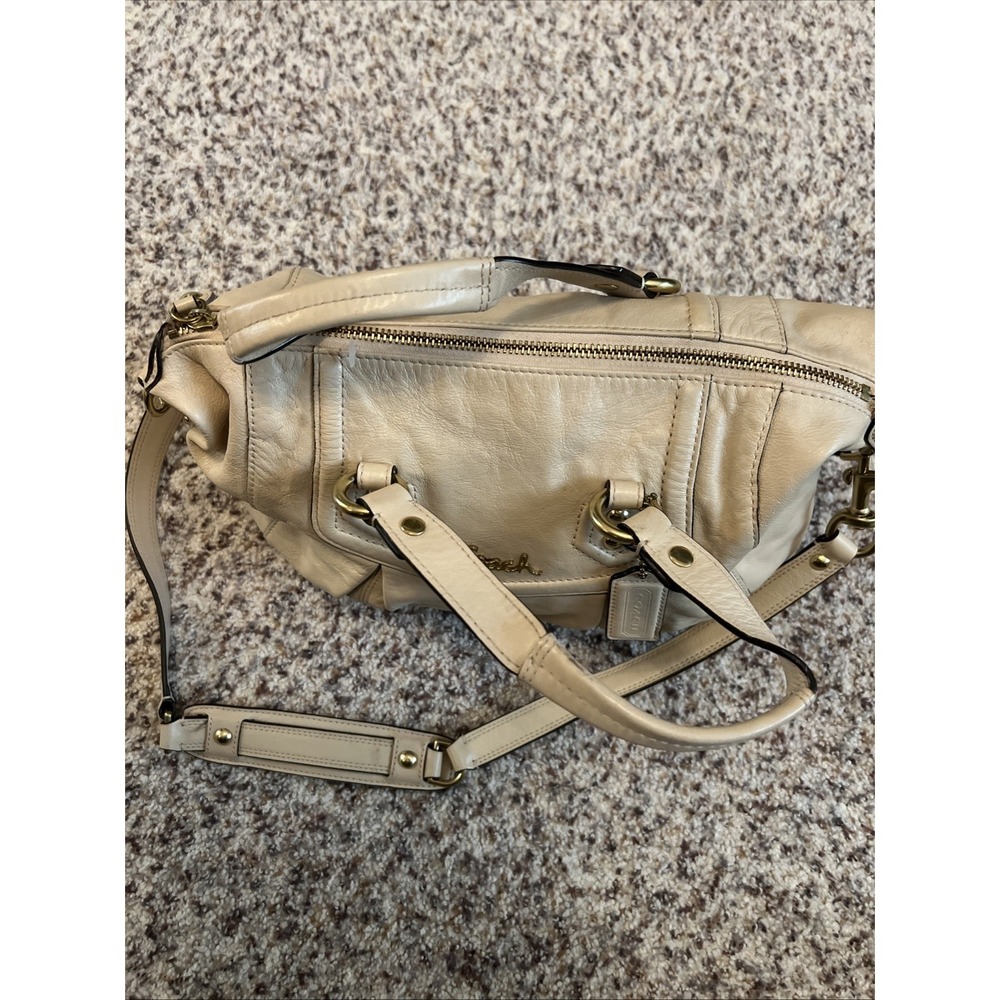 Authentic COACH Champagne Beige Quality Leather Shoulder handbag purse F19247 - Picture 3 of 9